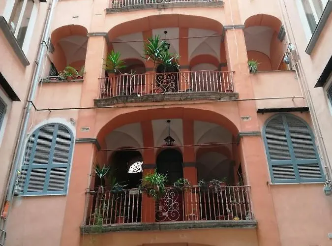 Bed and Breakfast Domusrealstella Napoli
